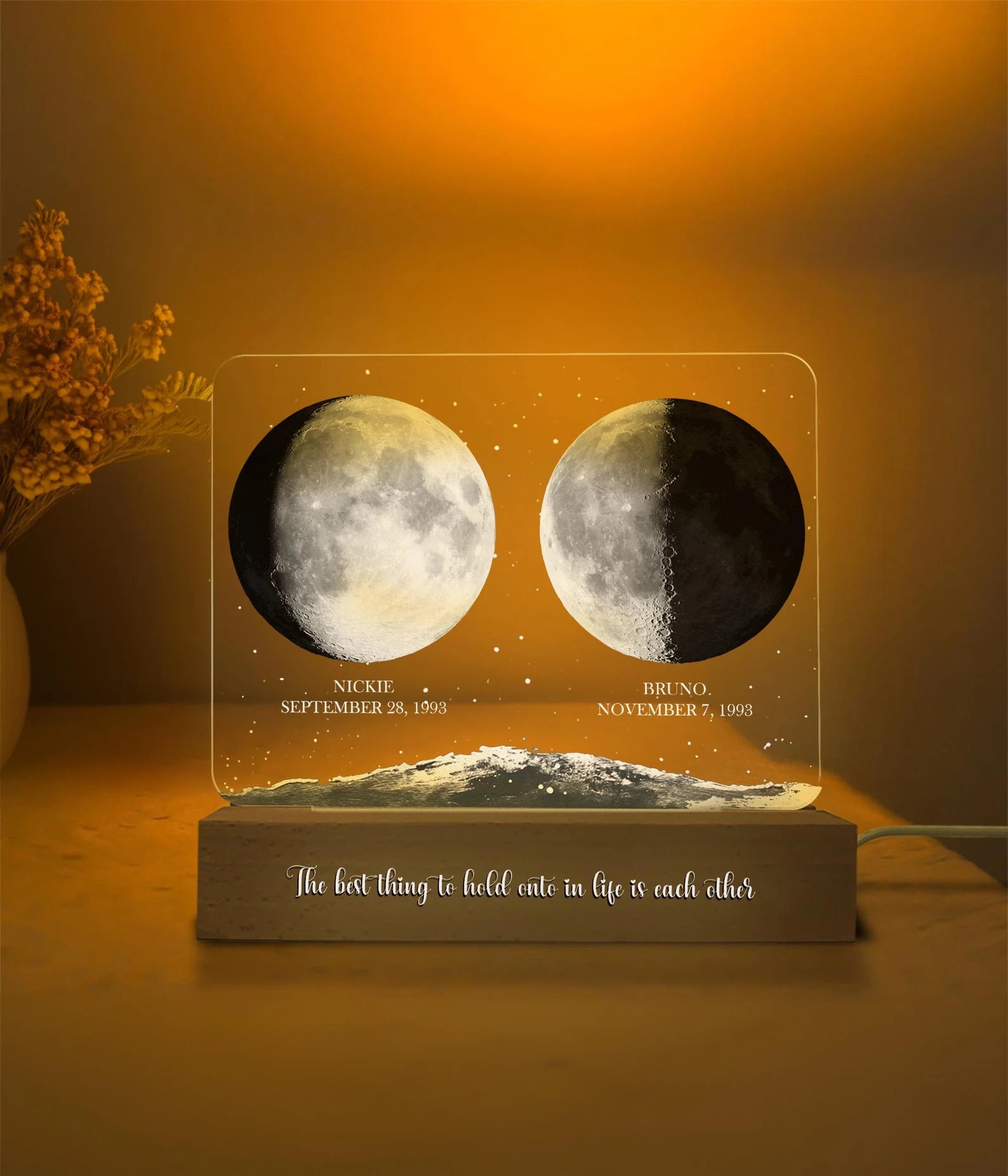 Personalized Moon Phase Light For Couple, Custom Moon Phase Gifts, Anniversary Gift For Her, Engagement Gifts, Married Couple Gift. NLFRBILUMIE15
