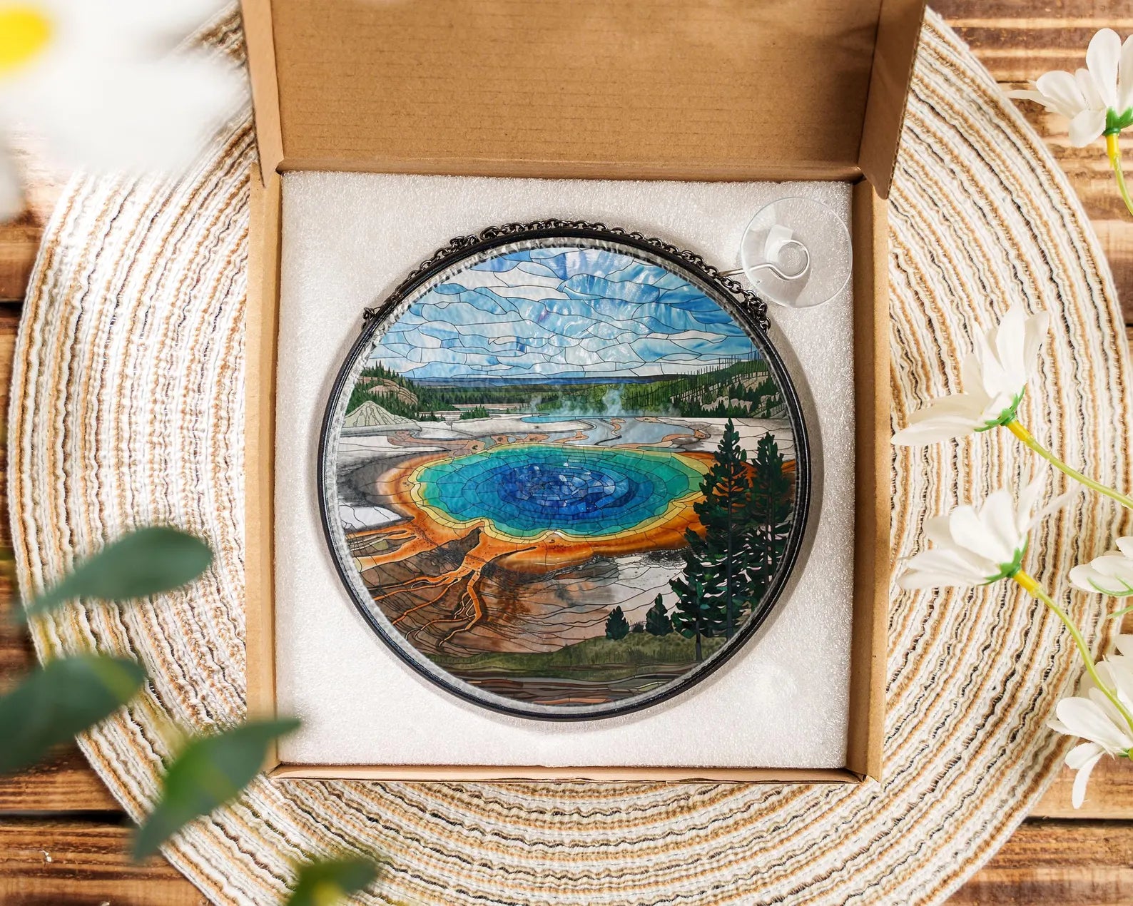 Yellowstone National Park Glass Suncatcher, US National Park Glass Art, Window Hangings, Travel Gift, National Park Gift, Nature Lover Gift. SCBILUMIE27