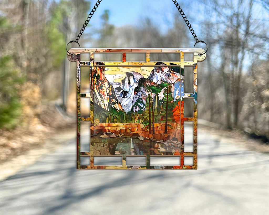 Yosemite National Park Suncatcher, Yosemite National Park Gift, US National Parks Window Hangings, Window Decor, Housewarming Gift. SCBILUMIE17