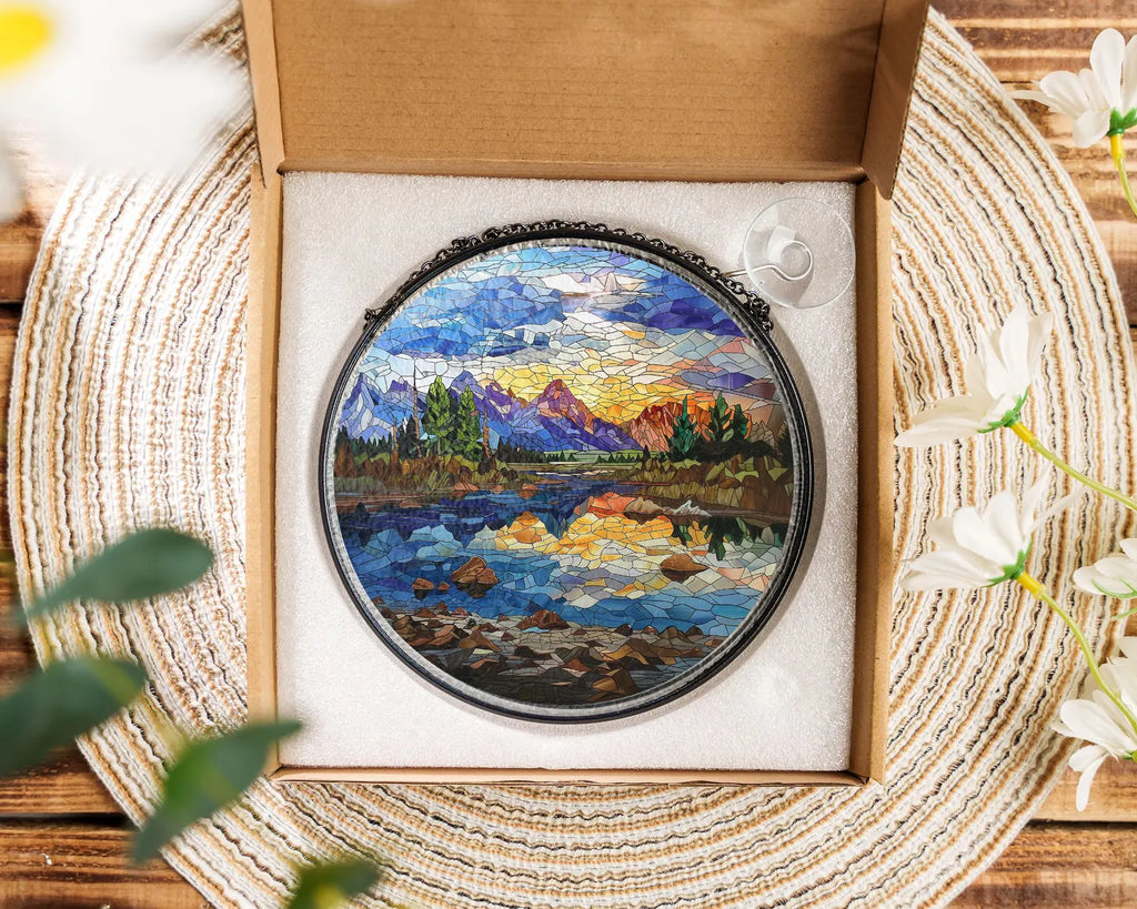 Grand Teton National Park Glass Suncatcher, US National Park Glass Art, Mountain Window Hangings, Hiker Gift, Window Decor, Christmas Gifts. SCBILUMIE25