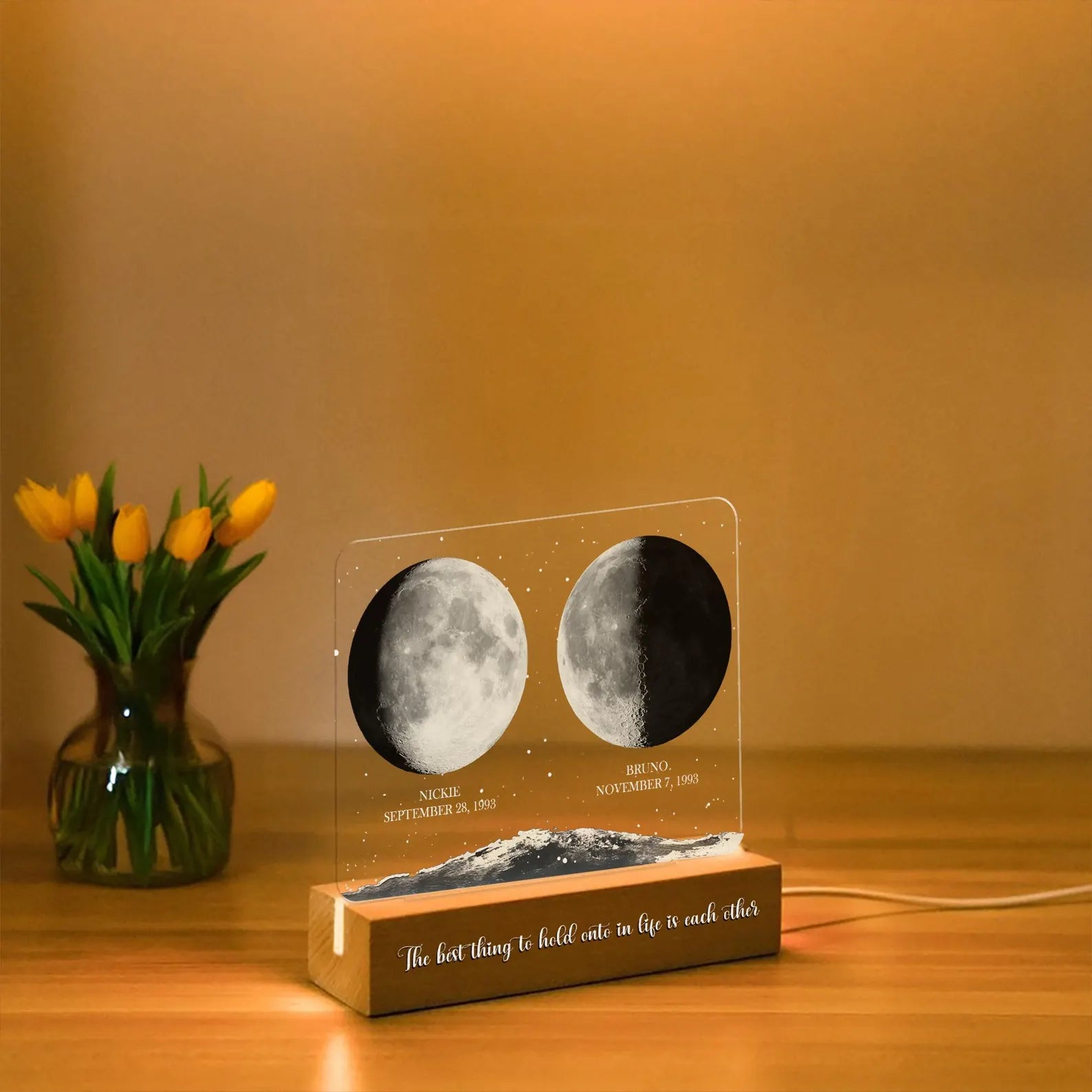 Personalized Moon Phase Light For Couple, Custom Moon Phase Gifts, Anniversary Gift For Her, Engagement Gifts, Married Couple Gift. NLFRBILUMIE15