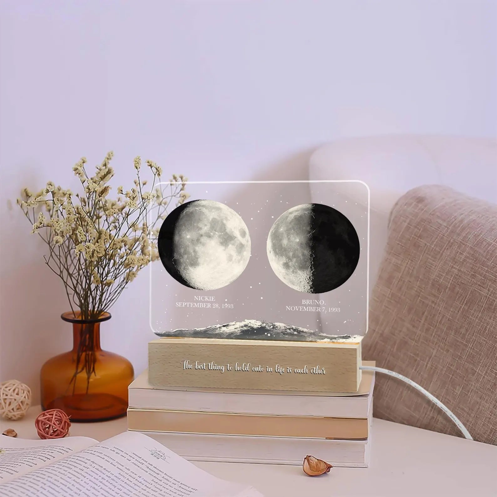 Personalized Moon Phase Light For Couple, Custom Moon Phase Gifts, Anniversary Gift For Her, Engagement Gifts, Married Couple Gift. NLFRBILUMIE15