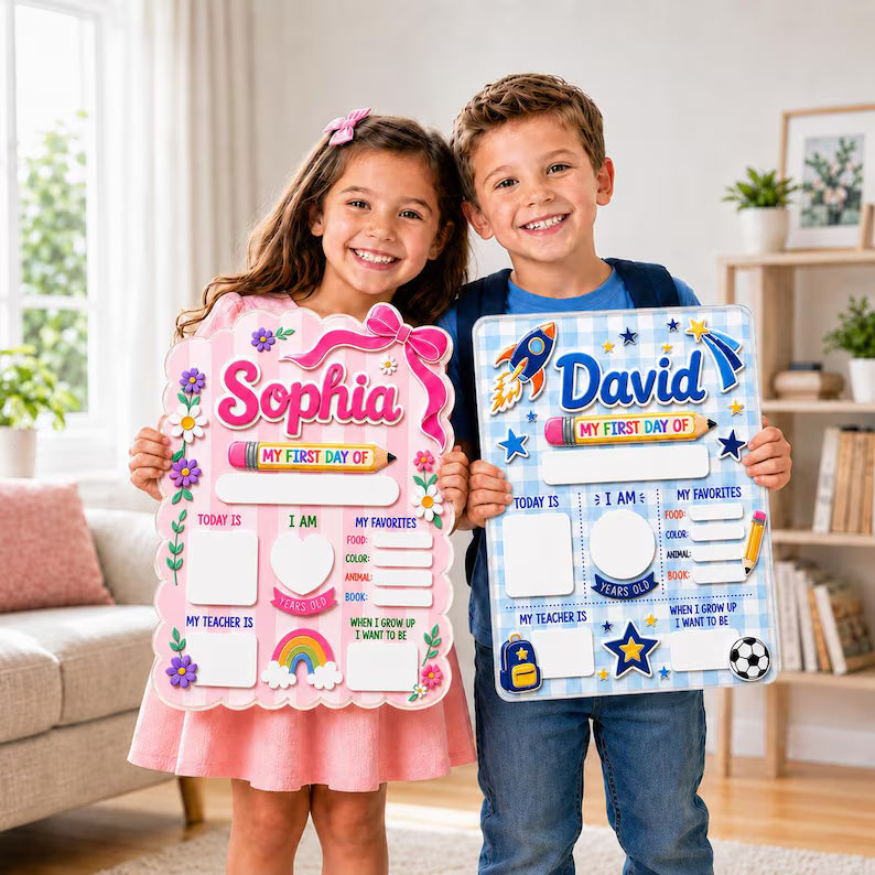 Personalized First And Last Day Of School Sign, Reusable School Sign, Back To School Gift, Dry Erase Board, First Day of School Board. DEBBILIMIE1