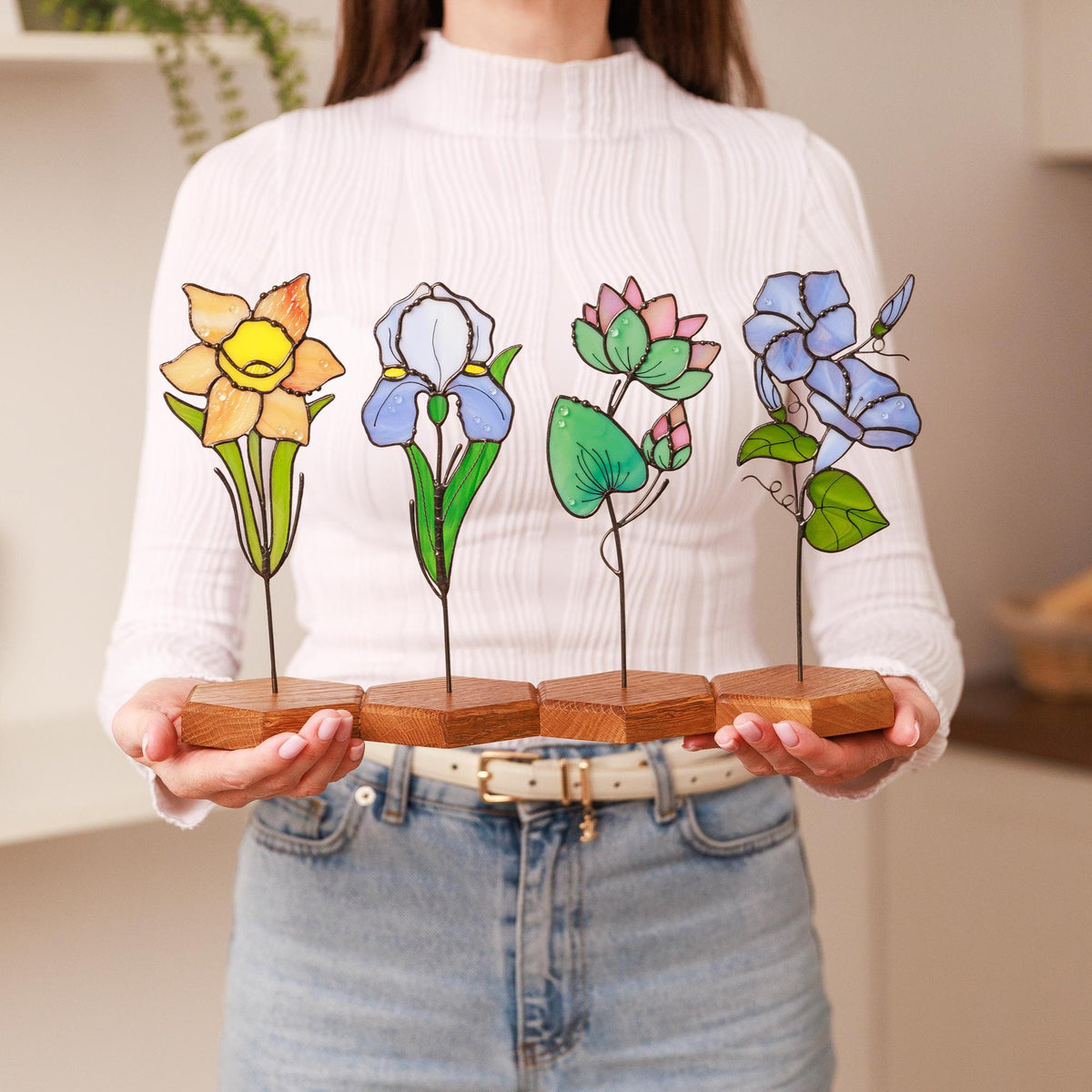 Birth Flower Gift for Mom