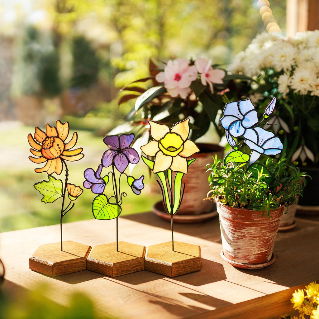 stained glass flower, flower decor, home decor, flower table decor, mushroom, stained glass, stained glass art, flower plant stake, flower suncatcher, flower ornaments, garden decor, garden stake, birth flower, personalized gift