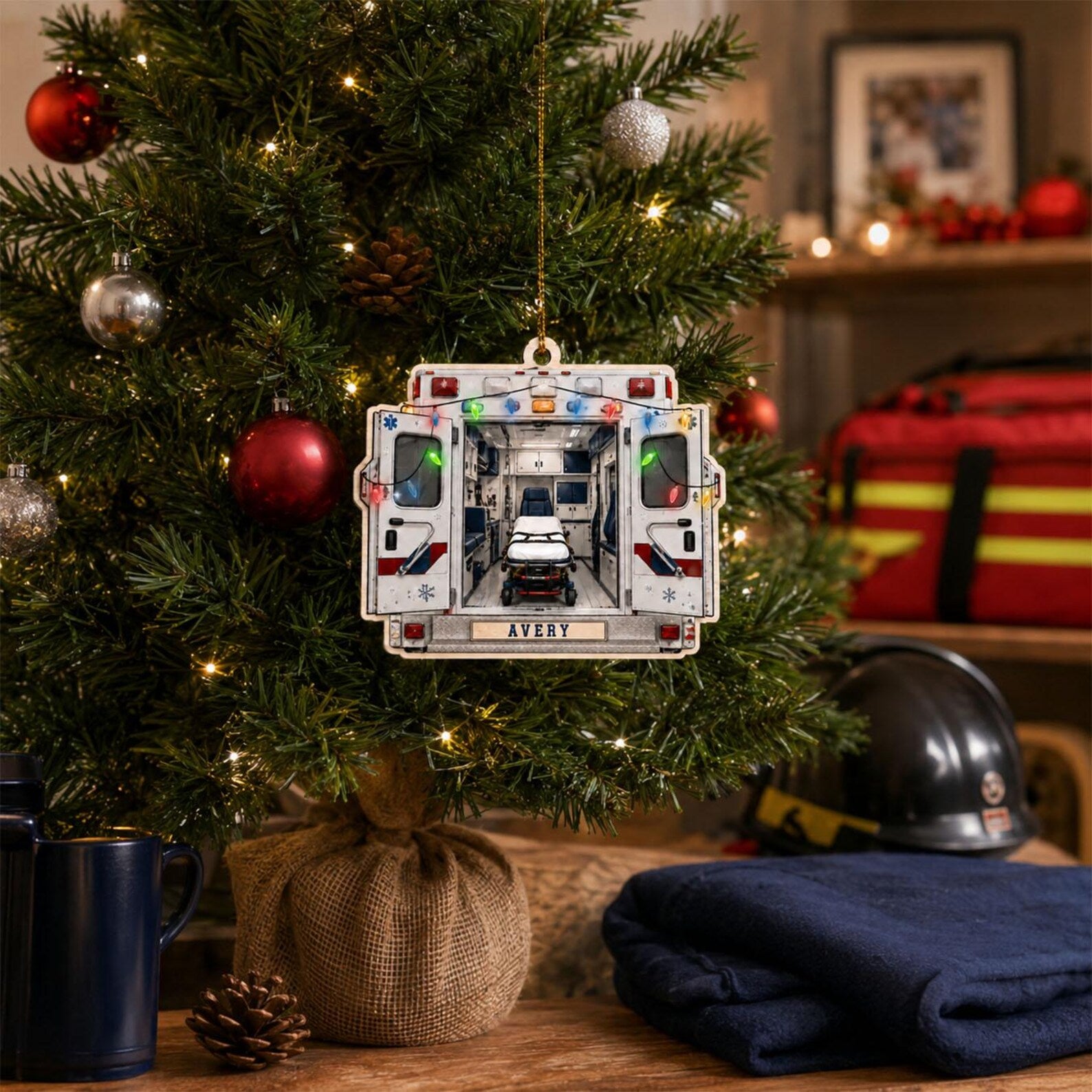 Personalized EMT Wooden Ornament, 2D Flat Paramedic Christmas Ornament, Custom Ambulance Ornament, First Responder Gift, EMT Keepsake	COBILUMIE105